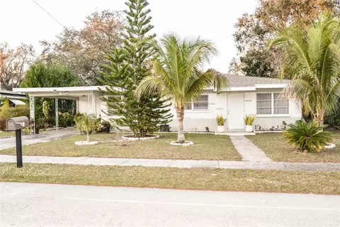 6 W Thomas St, Avon Park, FL 33825