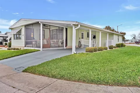 2203 Harbor Town Ln, Lakeland, FL 33810