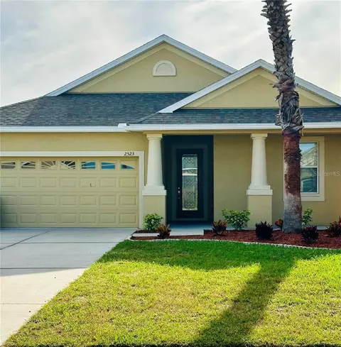 2523 Torrens Dr, Lakeland, FL 33805