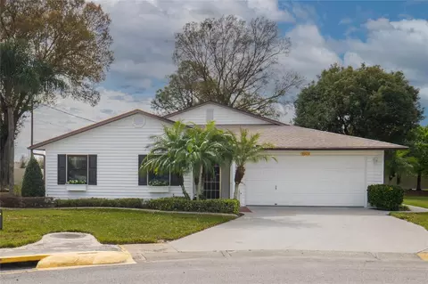 2313 Golden Horseshoe Cir S, Lakeland, FL 33810