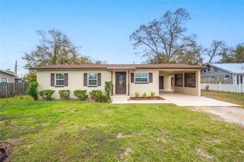 3929 Clubhouse Rd, Lakeland, FL 33812