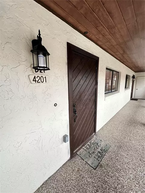 4201 Village Ct #D-21, Lake Wales, FL 33898