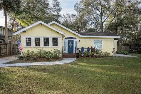 130 Young Pl, Lakeland, FL 33803