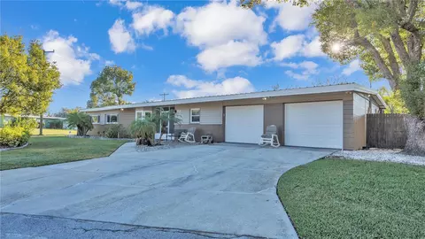 1190 Pinecrest Dr, Bartow, FL 33830