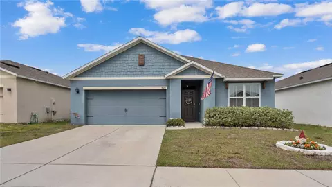 3028 Country Club Cir, Winter Haven, FL 33881