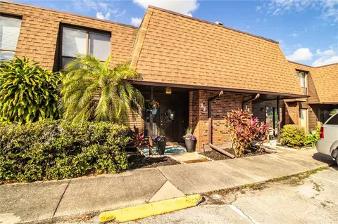 1836 N Crystal Lake Dr #13, Lakeland, FL 33801