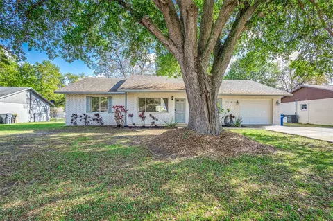 2839 N Delrose Dr N, Lakeland, FL 33805