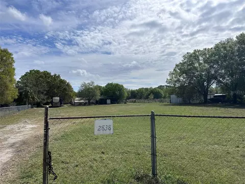 2838 Thornhill Rd, Winter Haven, FL 33880