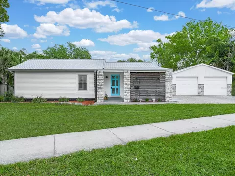 2202 Thonotosassa Rd, Plant City, FL 33563