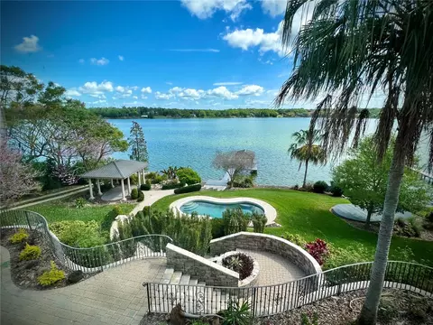 1236 Lake Point Dr, Lakeland, FL 33813