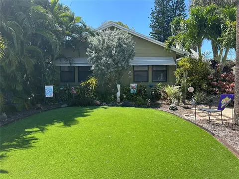 445 77th Ave, Saint Pete Beach, FL 33706