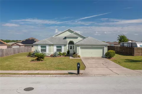 146 Brighton Cir, Auburndale, FL 33823