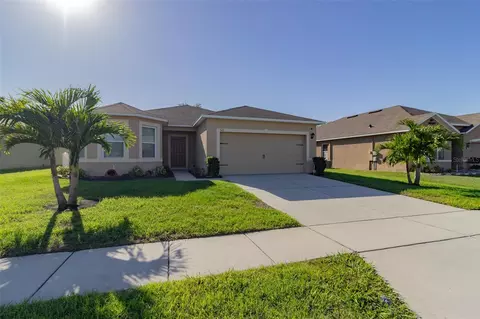 500 Squires Grove Dr, Winter Haven, FL 33880
