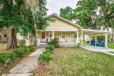 229 6th St NE, Fort Meade, FL 33841