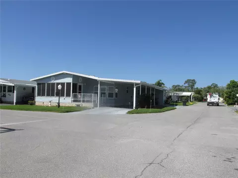 97 Newcastle Blvd, Haines City, FL 33844