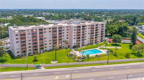 1776 6th St NW #501, Winter Haven, FL 33881