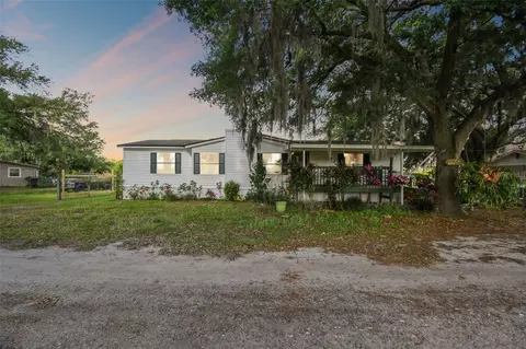 601 Honeyfarm Ln, Auburndale, FL 33823