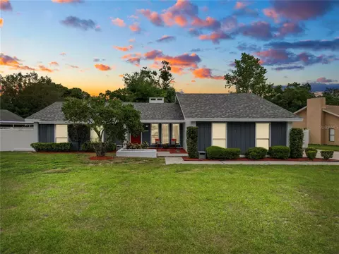2308 Flaming Arrow Dr, Lakeland, FL 33813