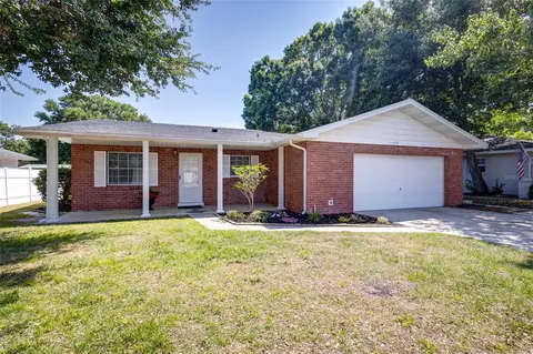 213 24th Ct SW, Winter Haven, FL 33880