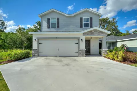 2108 Golden Beak Dr, Eagle Lake, FL 33839