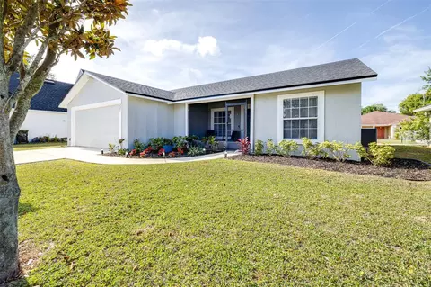 227 Madalyn Ct, Auburndale, FL 33823