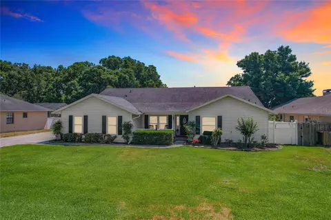 5440 Overlook Pt, Lakeland, FL 33812