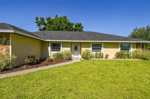 3 Tera Ln, Winter Haven, FL 33880