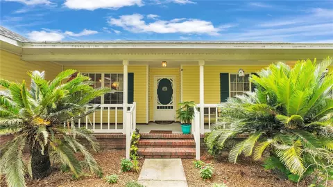 23 Oakwood Rd, Winter Haven, FL 33880