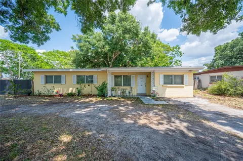 390 17th St NE, Winter Haven, FL 33881