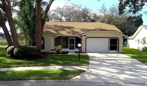 10745 Fallen Leaf Ln, Port Richey, FL 34668