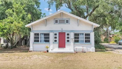 661 Avenue B NW, Winter Haven, FL 33881