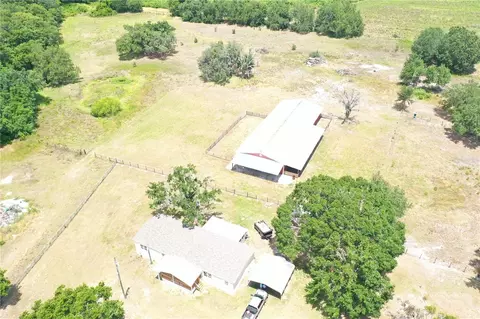 6102 Pinetree Dr, Fort Meade, FL 33841