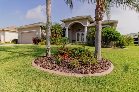 2615 Huntington Hills Dr, Lakeland, FL 33810