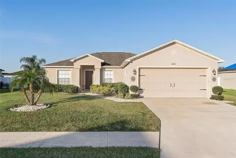 6902 Heatherbrook Dr, Lakeland, FL 33809