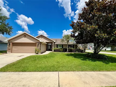 6881 Brompton Dr, Lakeland, FL 33809