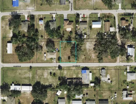 710 Palmetto St, Bowling Green, FL 33834