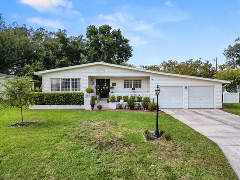 309 Allamanda Dr, Lakeland, FL 33803