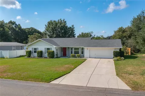 316 4th St NE, Fort Meade, FL 33841