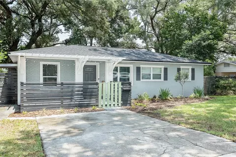 1630 Crystal Lake Dr, Lakeland, FL 33801