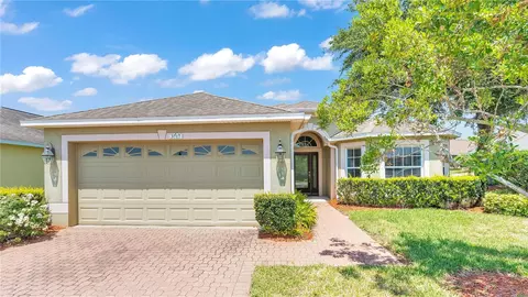 3717 Huntington Ln, Winter Haven, FL 33884
