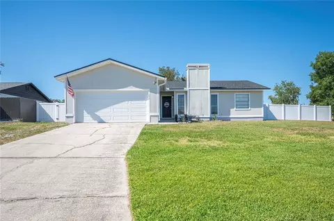246 Lake Thomas Dr, Winter Haven, FL 33880