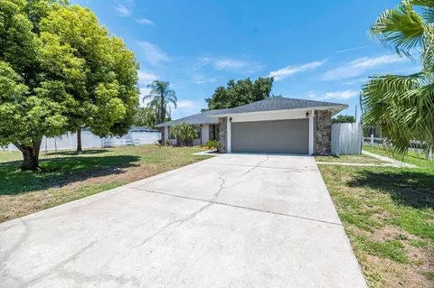 316 Marcum Trace Dr, Lakeland, FL 33809