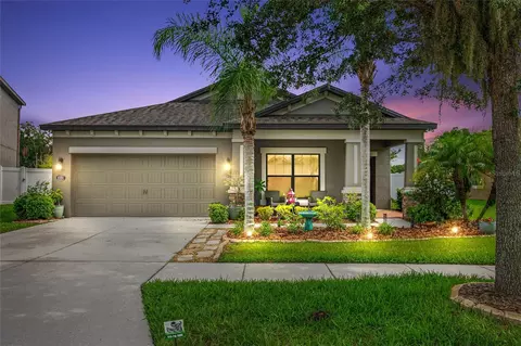 4804 Woods Landing Ln, Tampa, FL 33619