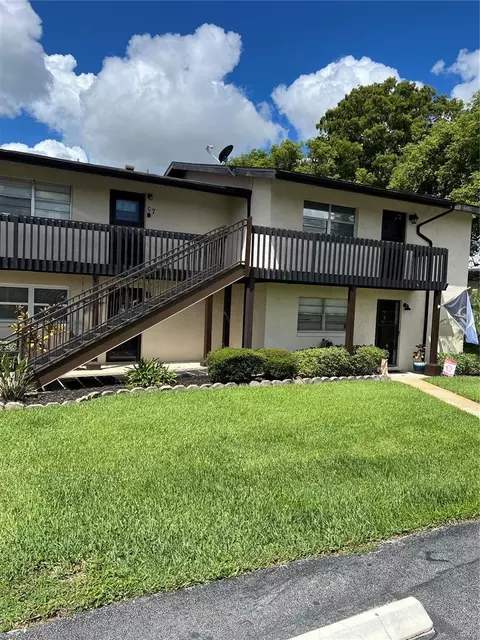 900 Avenue Z SE #G-8, Winter Haven, FL 33880