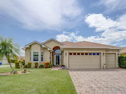 4536 Grayhawk Dr, Winter Haven, FL 33884