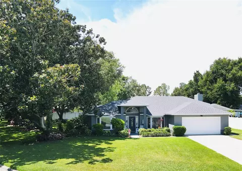 2101 Kirkland Lake Dr, Auburndale, FL 33823