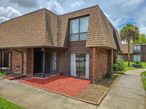 1836 N Crystal Lake Dr #59, Lakeland, FL 33801
