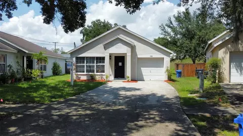 928 Cape Cod Cir, Valrico, FL 33594
