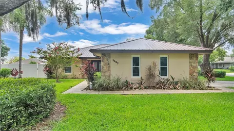 1327 Covey Cir N, Lakeland, FL 33809