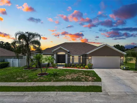 3908 Talon Crest Dr, Lakeland, FL 33812